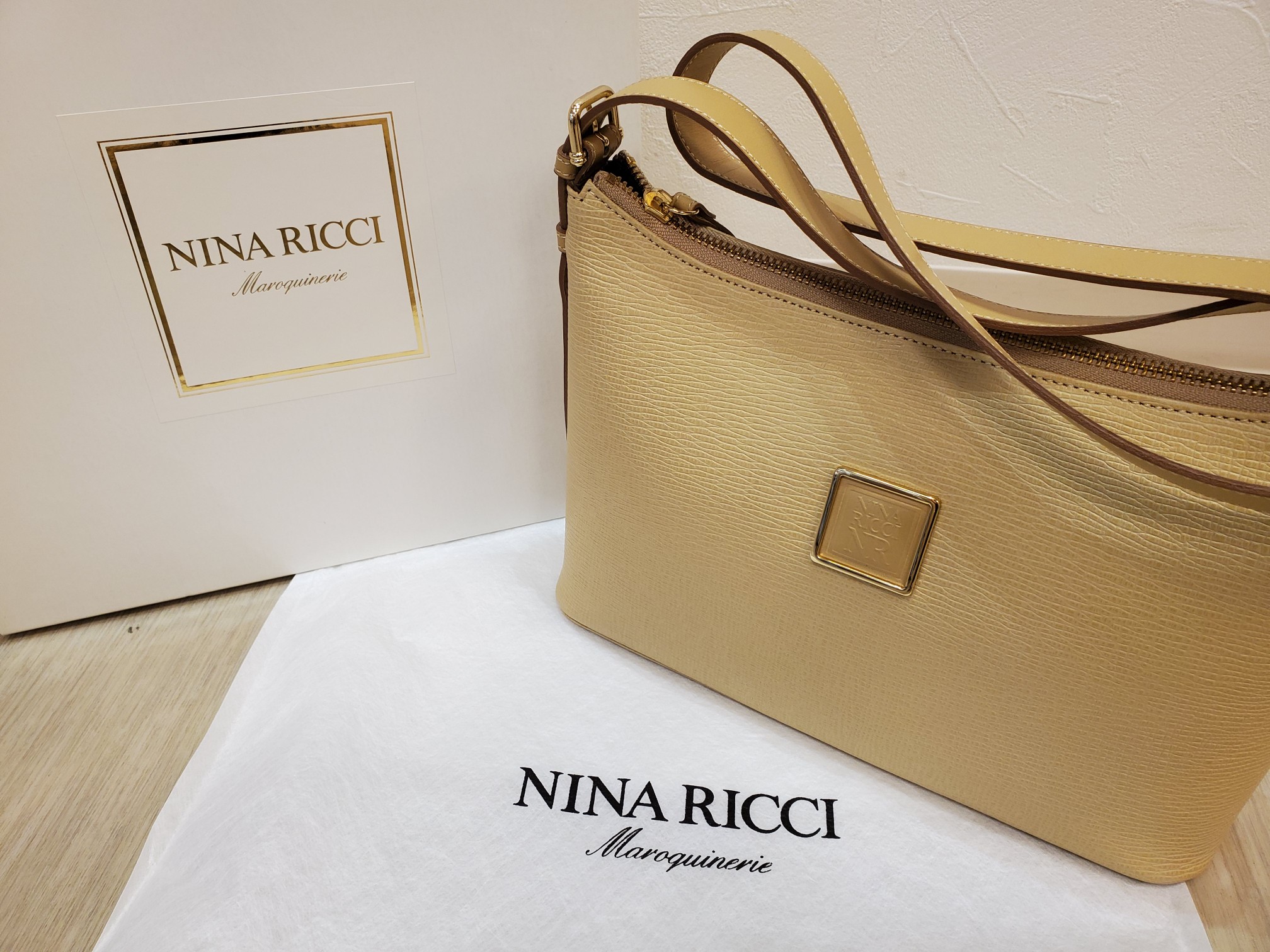 NINA RICCI 2ウェイＢag♡ 国内正規取扱い店 - www.woodpreneurlife.com